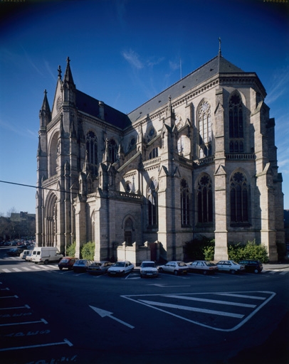 Eglise paroissiale Saint-Aubin, dite Notre-Dame de Bonne-Nouvelle - Vue générale