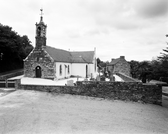 Eglise paroissiale Saint-Onna, Logonna : bourg (Pont-de-Buis-lès-Quimerch)