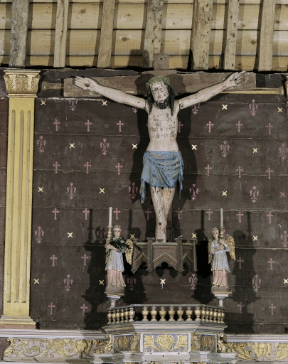 Statue de Christ en croix