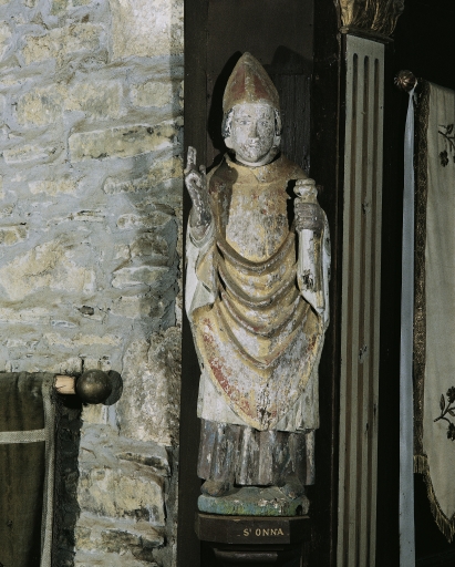 Statue : Vierge à l'Enfant (n° 2), Vierge à la grappe.