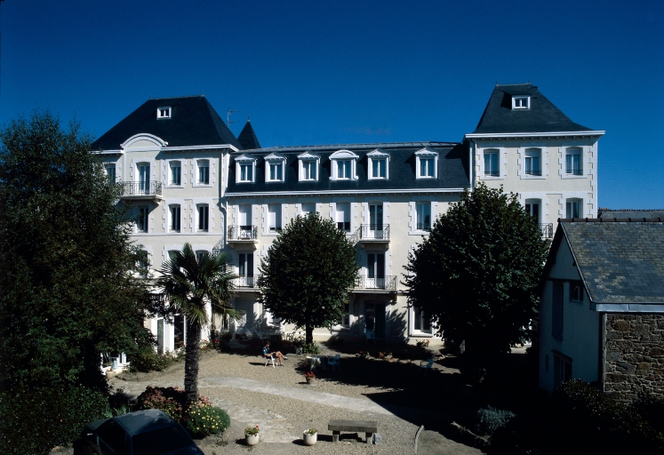 Elévation ouest.