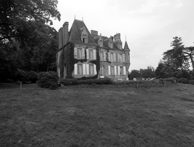 Vue de situation prise du sud-ouest.