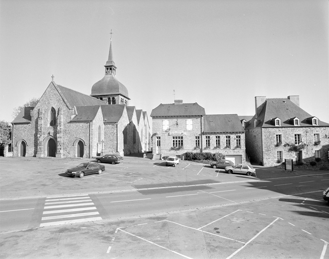 Prieuré Notre-Dame, église paroissiale de bénédictins (Livré-sur-Changeon)