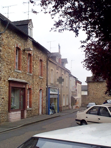 Vue de situation depuis l'est. 
