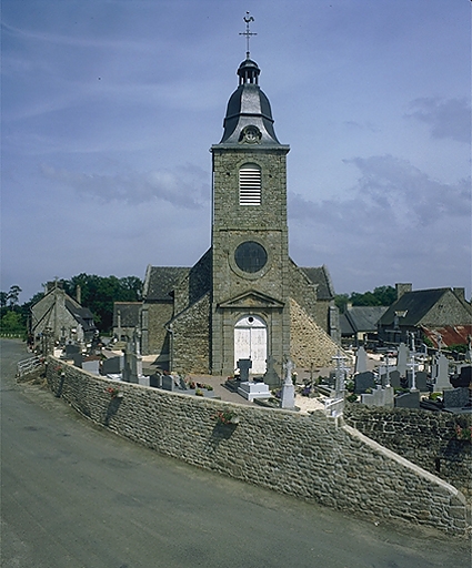 Église paroissiale Saint-Léonard (Epiniac)