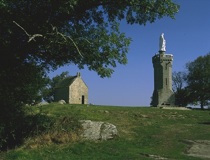 Ancienne chapelle Saint-Michel ; ancien télégraphe ; actuellement chapelle Notre-Dame de l'Espérance, Le Tertre (Mont-Dol)