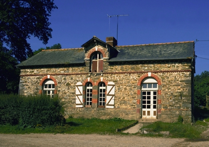 Le logis : vue générale nord-ouest