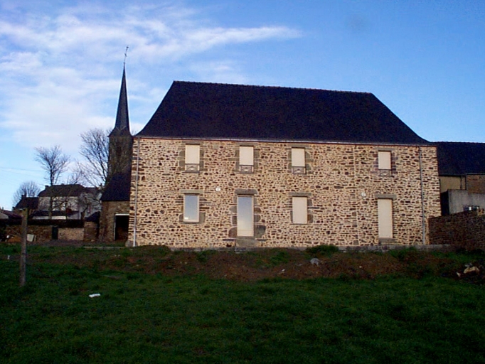 Le presbytère, façade postérieure : vue générale sud