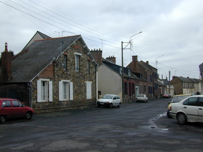 Vue des maisons les plus anciennes de la rue de Mauconseil