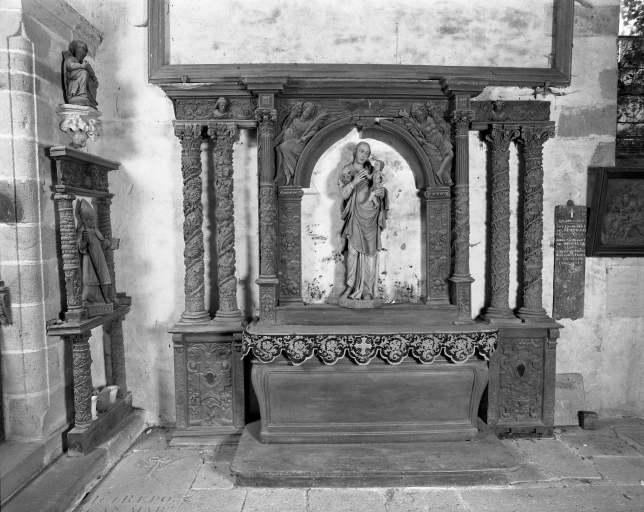 Autel et retable