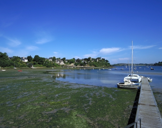 Le port de la Landriais ; Vue générale sud ; La Landriais : le port