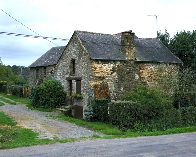 Vue générale nord ouest ; Architecture vernaculaire à Saint-Germain