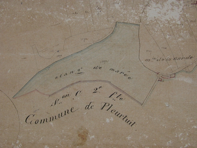 Vue de situation sur le cadastre de 1829 ; Le moulin à marée de la Garde avec son bassin de retenue, sur le cadastre de 1829