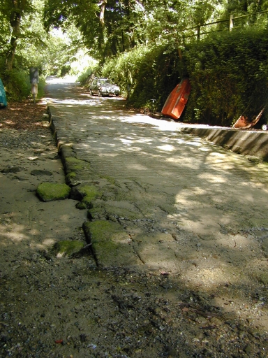 Vue générale est ; La cale du Goulet du Pissot