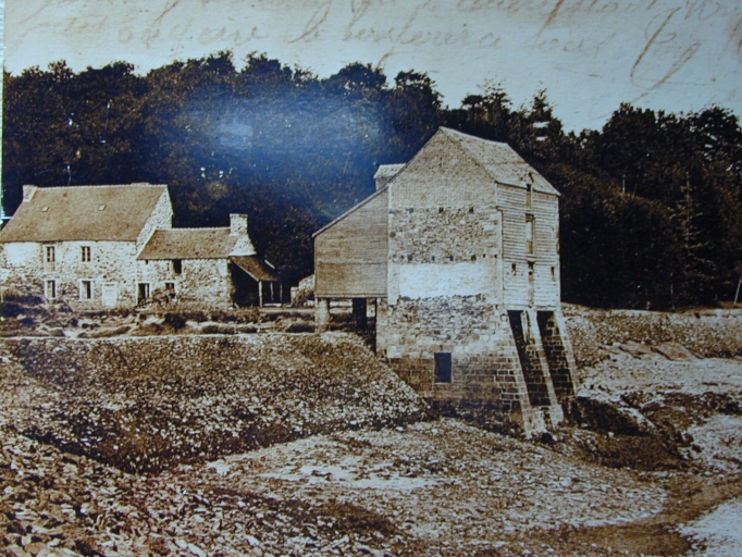 Vue générale du moulin au début du 20e siècle