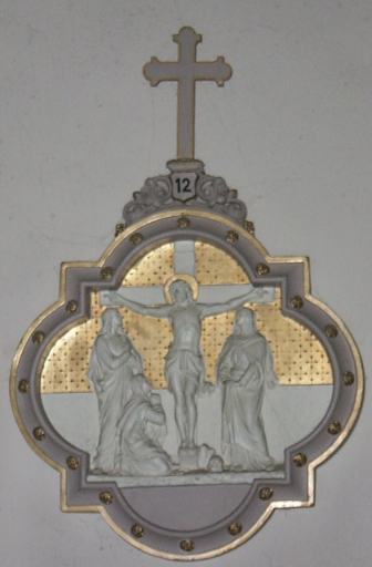 Christ en croix : vue générale