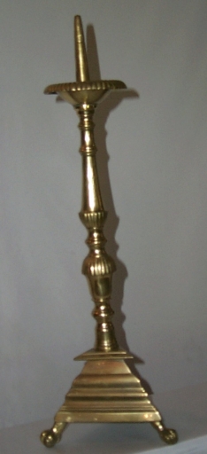 Paire de chandeliers d'autel