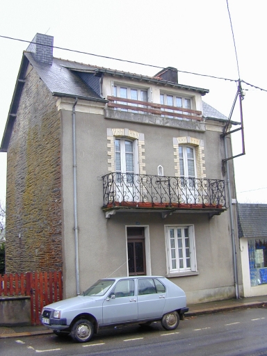 Façade antérieure : vue générale nord-est