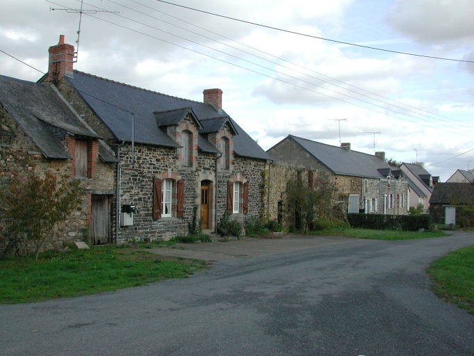 Vue de situation sud ; maison à gauche sur l'image ; Vue générale sud ouest