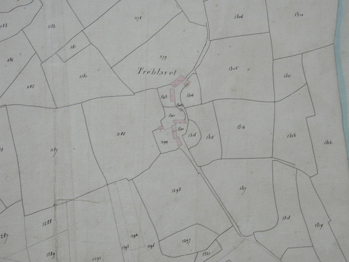 Extrait du cadastre ancien de 1828 (AD Morbihan, 3P) ; Extrait du cadastre ancien de 1828 (AD Morbihan, 3P) ; Extrait du cadastre ancien de 1828 (AD Morbihan, 3P) ; Extrait du cadastre ancien de 1828 (AD Morbihan, 3P) ; Extrait du cadastre ancien de 1828 (AD Morbihan, 3P)