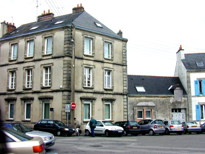 Vue générale sur la place Jean XXIII.