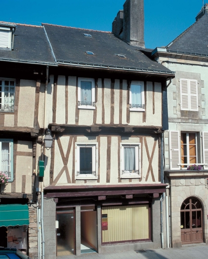 Vue générale sur rue