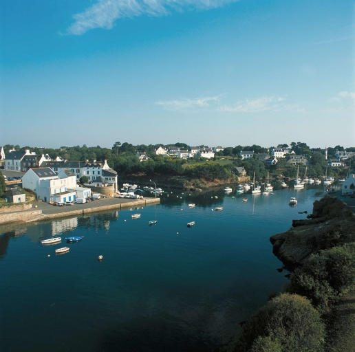 Rive ouest et anse de Kersimon, vue vers le nord-ouest