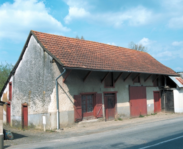 Vue générale sud-ouest ; Une ancienne forge au bourg