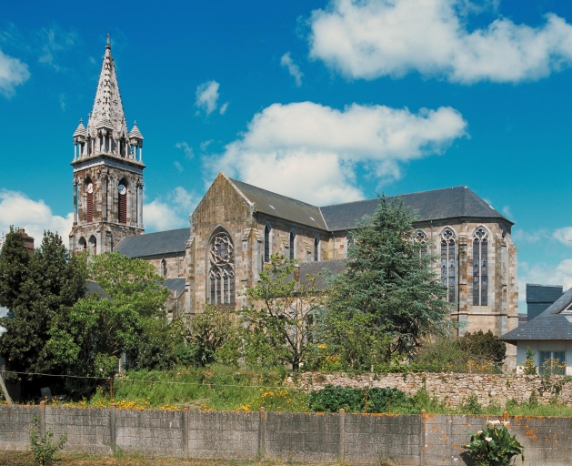 Église paroissiale Notre-Dame, place Saint-Gilduin (Combourg)