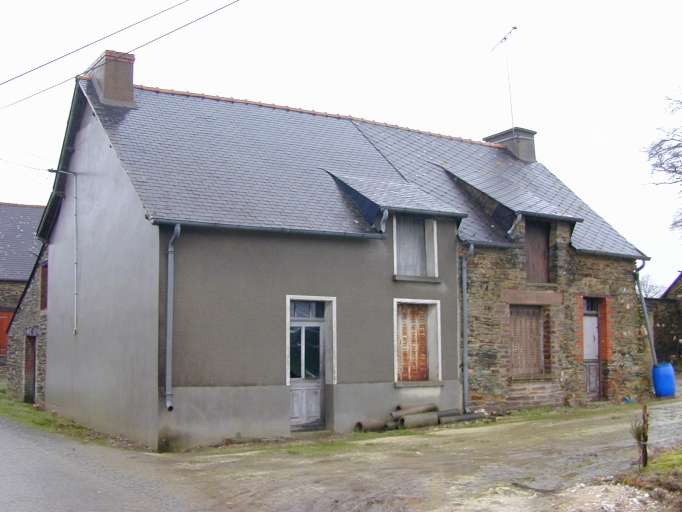 Maison au premier plan sur l'image : vue générale sud-ouest ; Maison à droite sur l'image : vue générale sud-ouest ; Vue générale sud-ouest