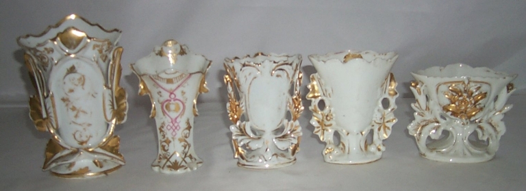 Ensemble de 5 vases d'autel