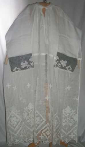 Ensemble de 4 aubes