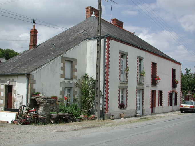 Maison à boutique, la Gare (Langon)