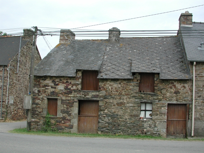 Vue générale ouest ; maison à gauche sur l'image ; Vue générale ouest ; maison à droite sur l'image