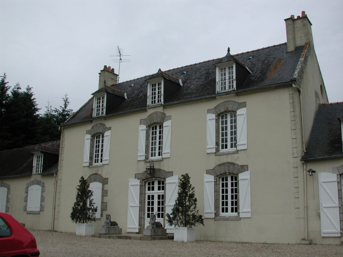 Le logis : façade sud