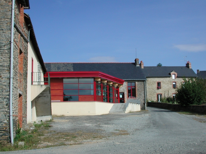 Vue générale ; ouvrage à gauche sur l'image ; Vue générale sud ; ouvrage à droite sur l'image