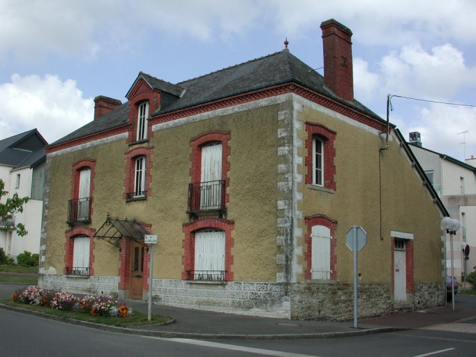 Maison des associations, 10 rue Jean Discalcéat ; Vue générale