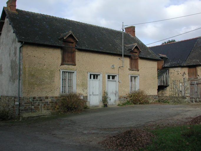 Vue générale ; La Rivière, logis de ferme