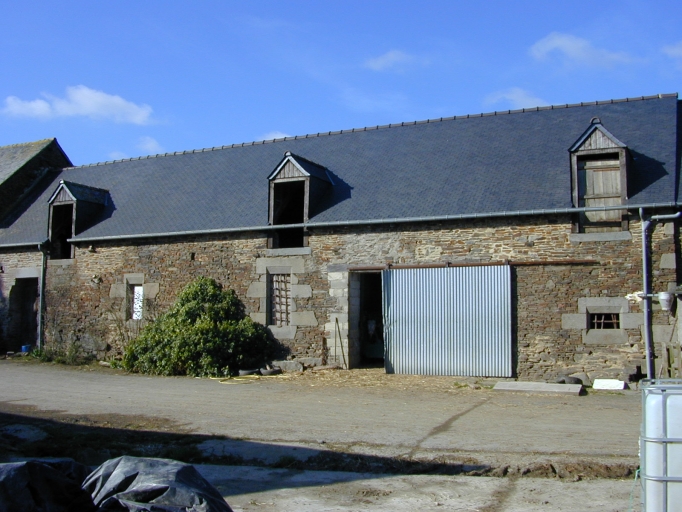 L'ancien logis : vue générale sud-est