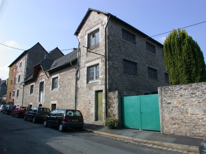 Vue générale de l'usine de bonneterie Busnel, angle nord-est.