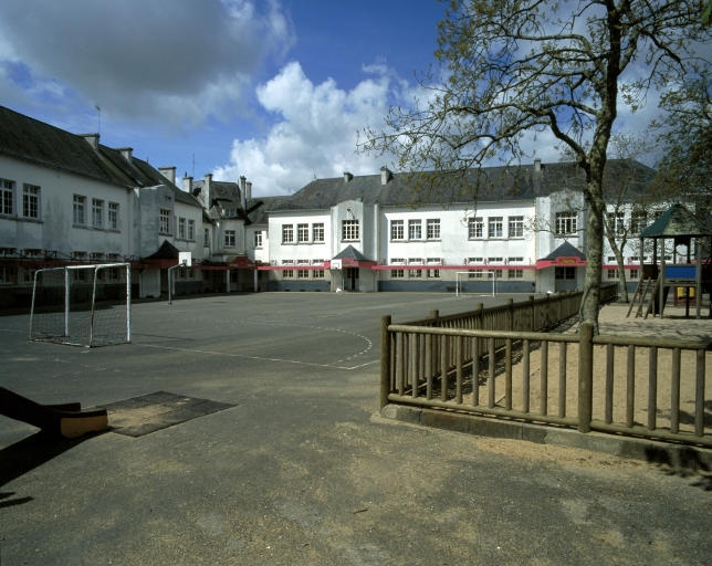 Aile ouest, élévation est sur cour