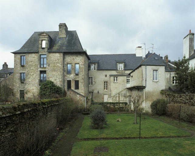 Elévation est, vue générale