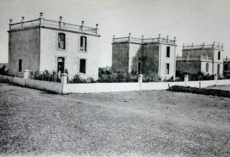 Villas près de la plage de Bellangenet. Carte postale, vers 1920 (coll. part.)