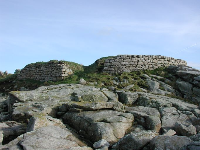 Santec, Ile de Sieck : vue générale de la batterie ; Vue générale de la batterie de l'Ile de Sieck