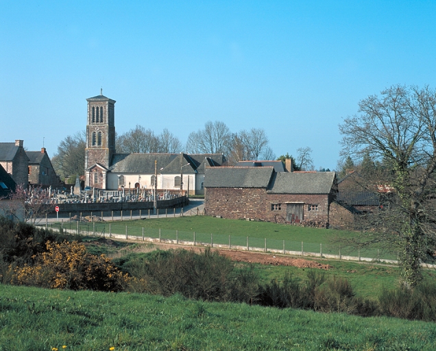 Vue de situation au sud-est du village