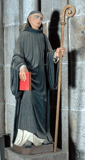 Statue sur socle : saint Benoît