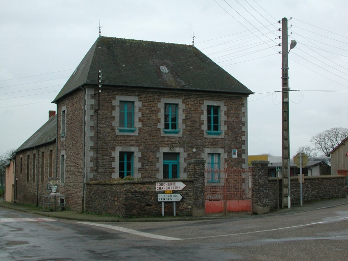 Vue générale ouest ; L'école privée
