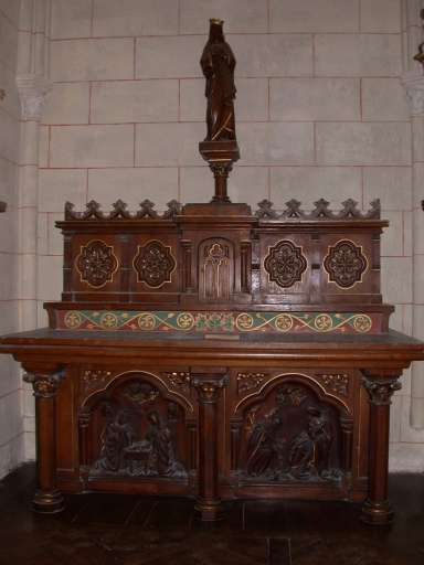 Ensemble de l'autel de la Vierge : autel, tabernacle, gradin d'autel, 2 degrés d'autel