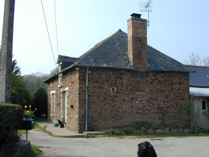 Le logis : vue générale nord-est
