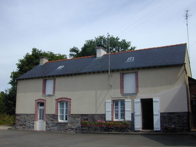 Vue générale sud du logis